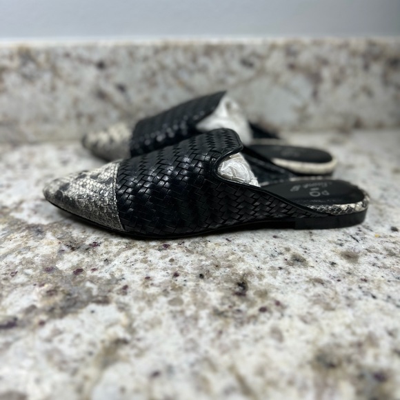 SaintG Black Woven Design with snake skin tip Leather Flat Mules Shoes Sz 6 NEW - Picture 4 of 6
